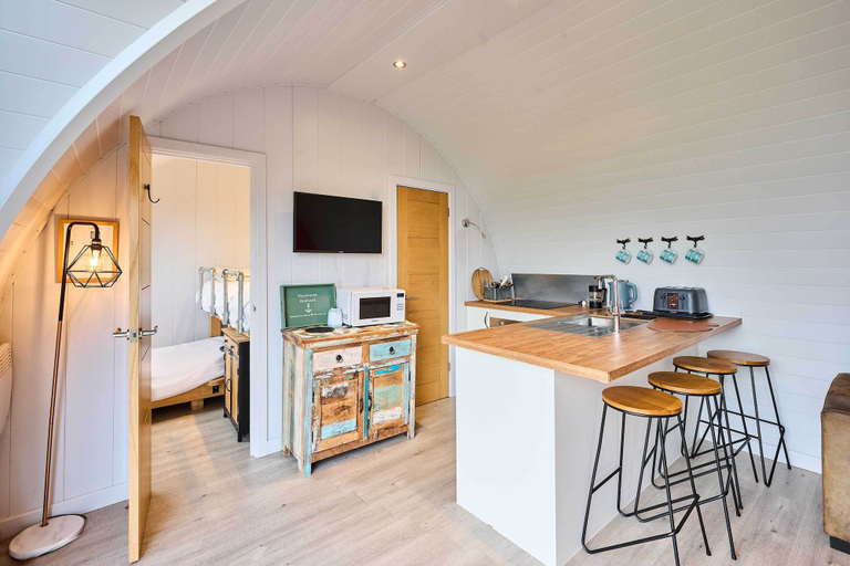 Room 5, Host Stay Secret Garden, Norfolk