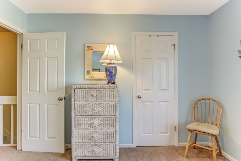 Interior 3, 2158 S Fletcher Ave B, Nassau