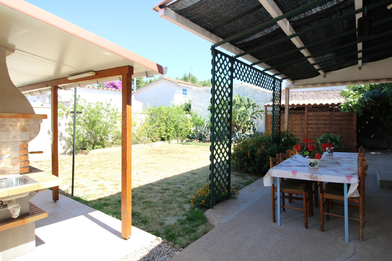 Exterior 5, House in Empuriabrava Near the Beach, Girona