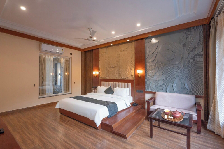 Room 4, Delight The Lavish Loft Corbett, Nainital