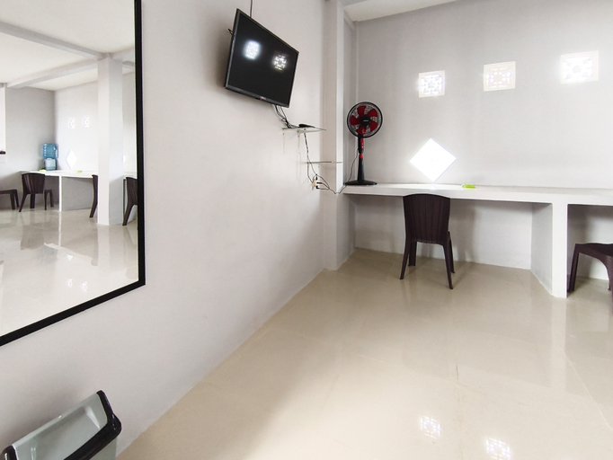 Others 3, The Silas Room Mitra RedDoorz, Lombok