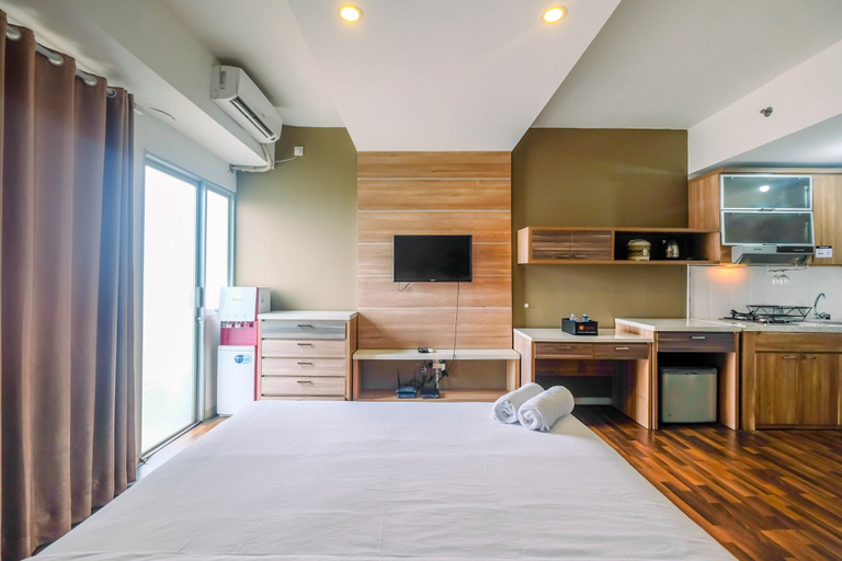 Room 4, Modern And Cozy Studio Park View Condominium Apartment, Depok