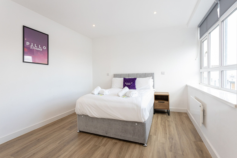 Bedroom 3, Stylish Apartment in Central MCR by Pillo Rooms, Manchester
