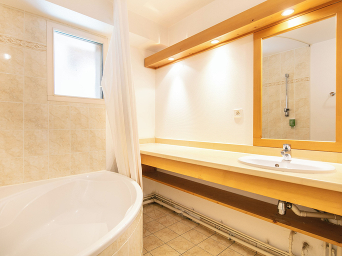 Bathroom 5, Vacancéole - Résidence Le Birdie, Haute-Savoie