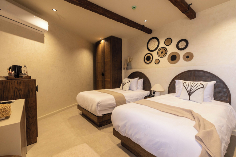 Room 2, Pyramids Pavilion Boutique Hotel, Al-Ahram