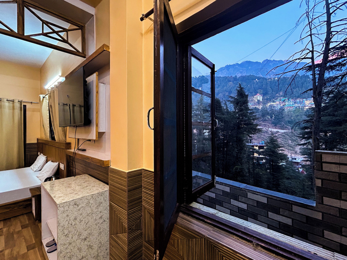Others 5, Vacation home, Kangra