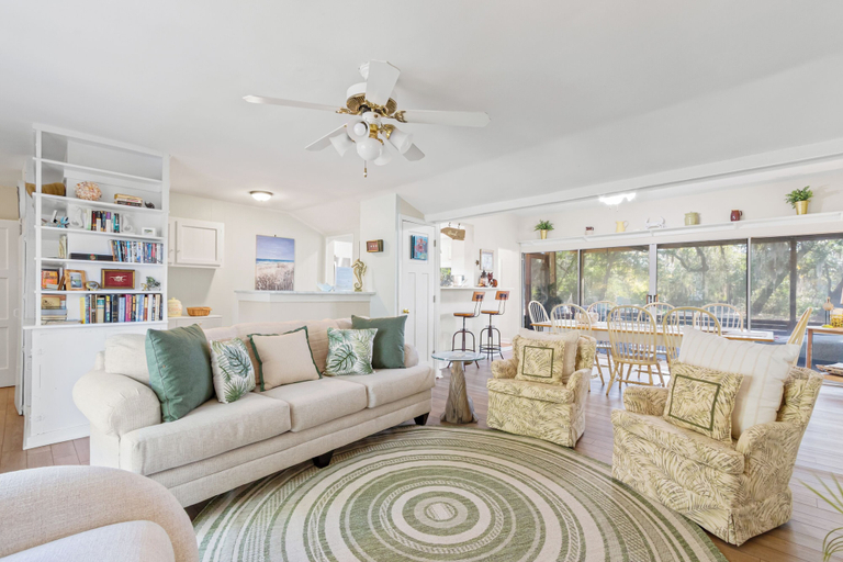 Living room 5, Bell's Bungalow, Baldwin