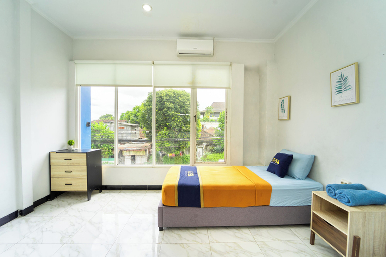 Room 3, Peta Lodge Backpacker Hostel, Yogyakarta