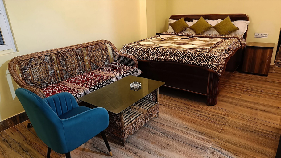 Bedroom, Himalayan Haveli Fooding and Lodging, Darjiling