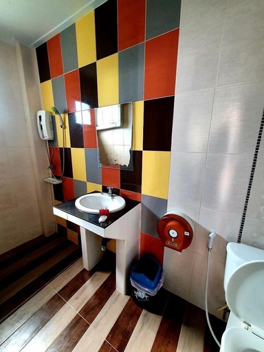 Bathroom, Virawan pool resort kohlarn, Pattaya
