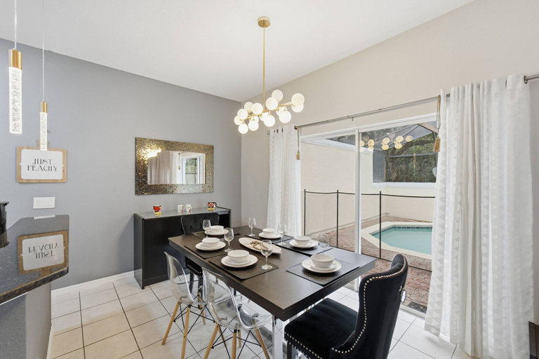 Room 3, Charming 4BR Home Near Disney Bella Vida, Osceola