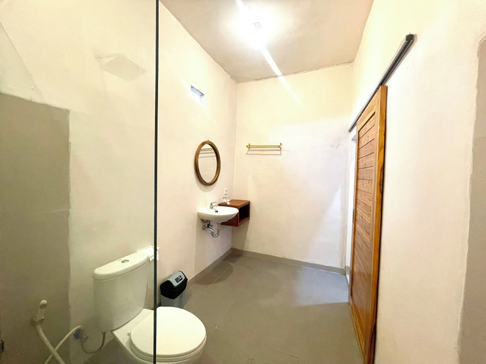 Bathroom 4, The Lebah Kelingking Villa, Klungkung