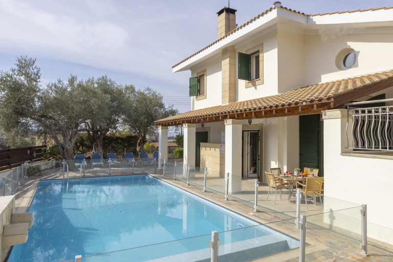Room 5, Rhodia Villa in Steni