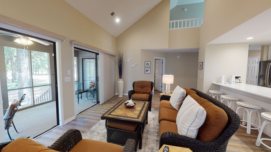 Interior 4, Club Villas Unit 2D, Brunswick