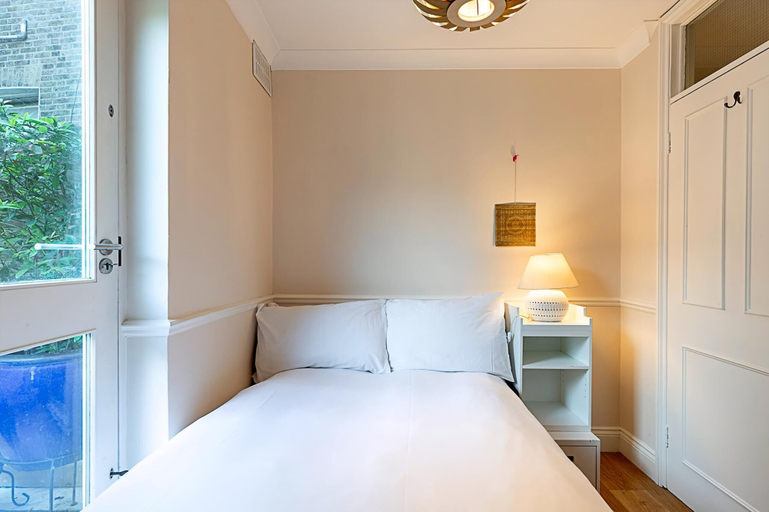 Bedroom 3, Charming London Retreat, London