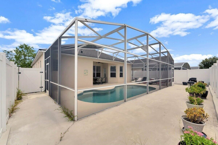 Interior 3, 904 Lockbreeze Drive Davenport, 4bed, Polk