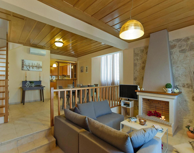 Living room 4, Panormo Seaside Holiday Home, Crete