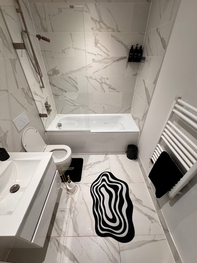 Bathroom 4, 2 Bed Flat - Sleeps 4 - Parking - Wifi, Birmingham