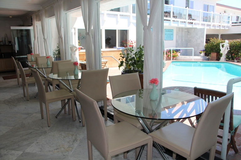 Food & Drinks, Capri Laguna on the Beach, Orange