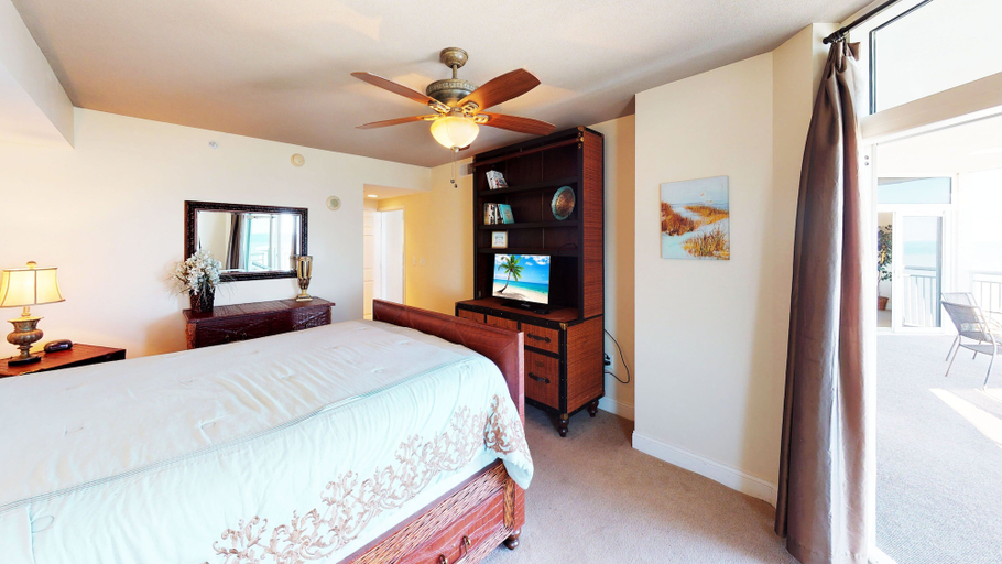 Interior 3, Ocean Blue 1102, Georgetown