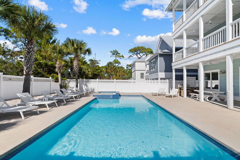 Sport & Beauty 4, Waves 8BR Home With Private Pool Near Santa Clara Beach, Walton