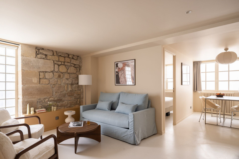 Lounge 2, Notre Dame Paris Suite, Paris