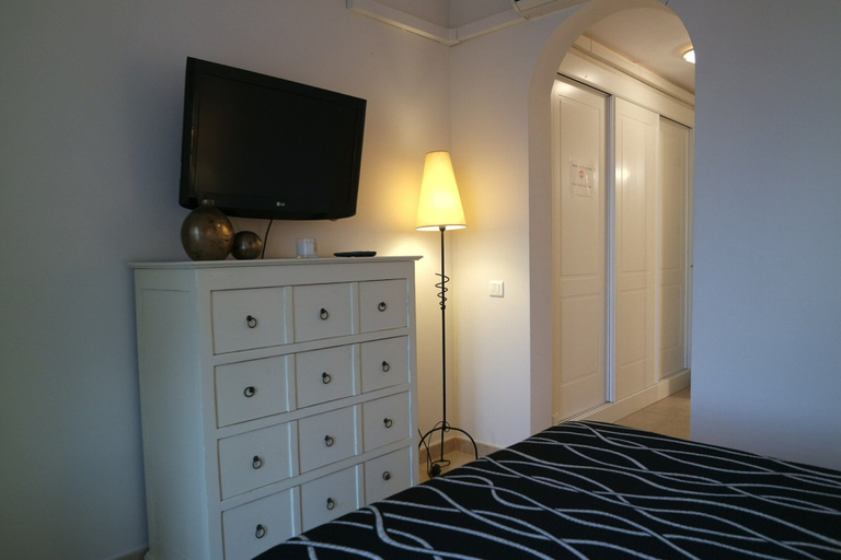 Room 2, Apartment in Punta del Moral, Huelva