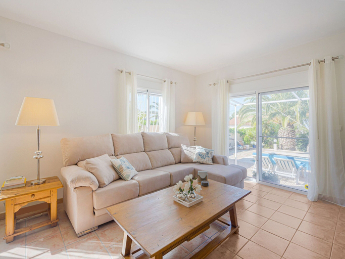 Living area 4, Sunny Poolside Stay in Busot, Alicante