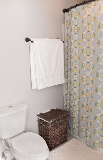 Room 3, Spacious Woodbridge Cottage, Columbia