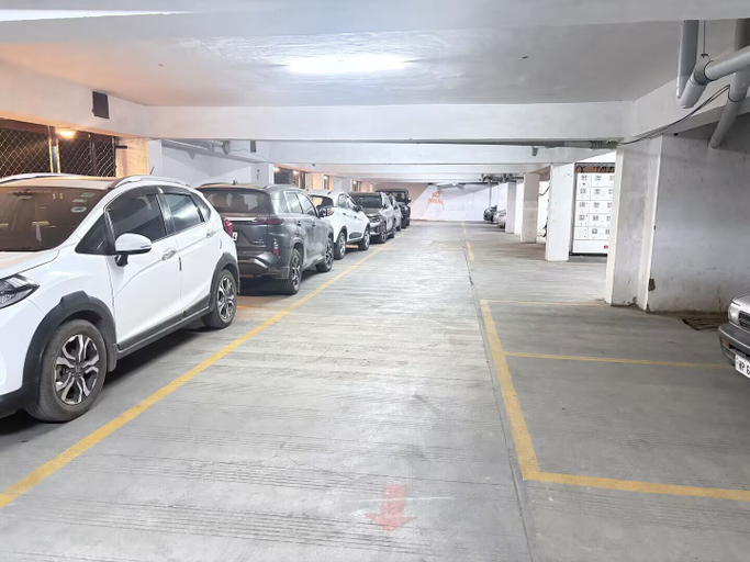 Parking 3, CDS Luxury Homestay Shimla, Shimla