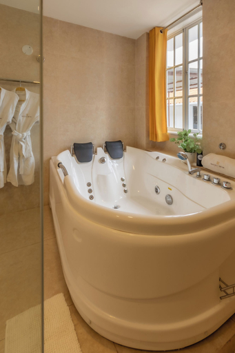 Bathroom 4, Hotel Serra Nova, Cajamarca