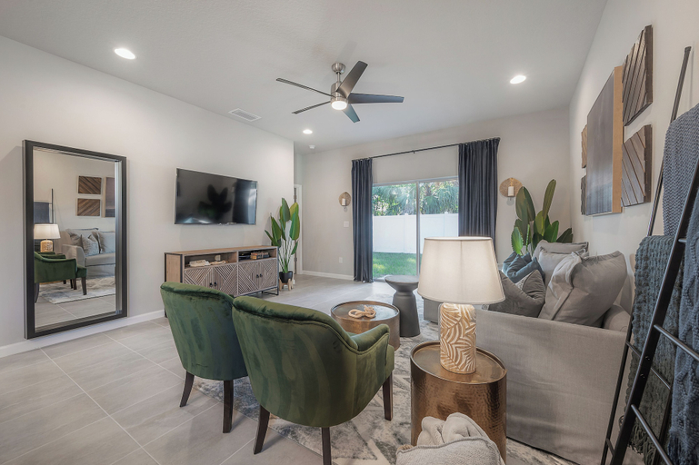 Interior 3, 2215 E 19th Ave, Hillsborough