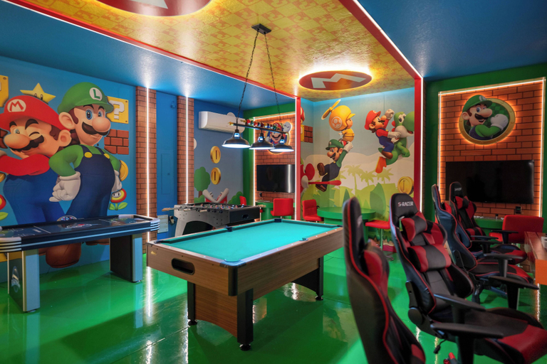 Room 1, 9BR Solara Villa w Pool Themed Rooms, Osceola