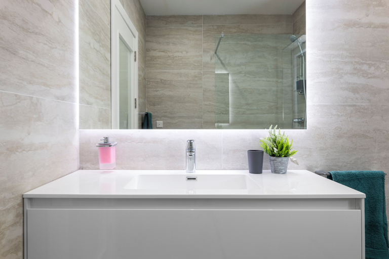 Bathroom 3, Chic Stylish Maisonette Near Tigne Point