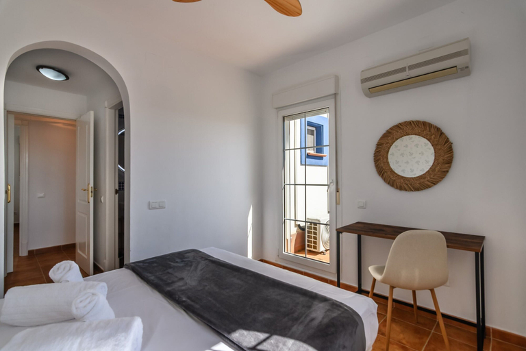 Room 4, Beachfront Family Comfort Apartment, Huelva