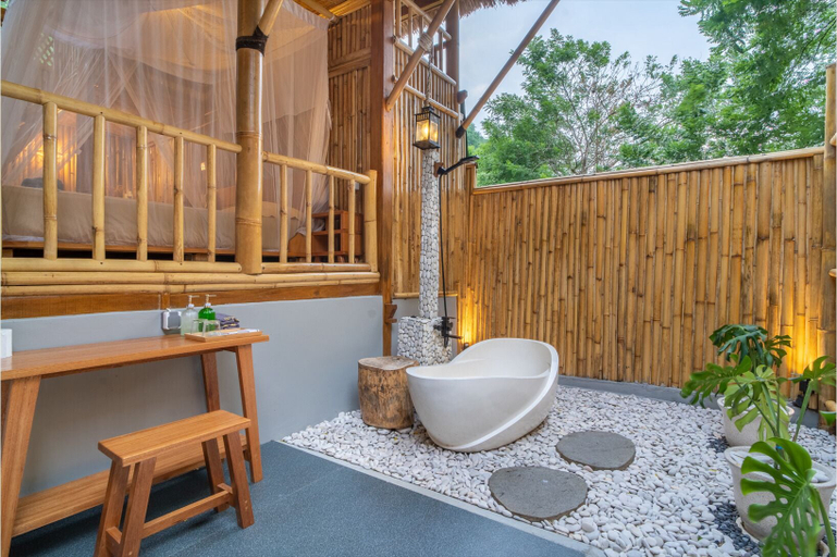 Bathroom 3, Catappa Village Lombok, Lombok