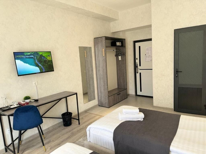Room 2, Beshchinor Hotel, Tashkent City