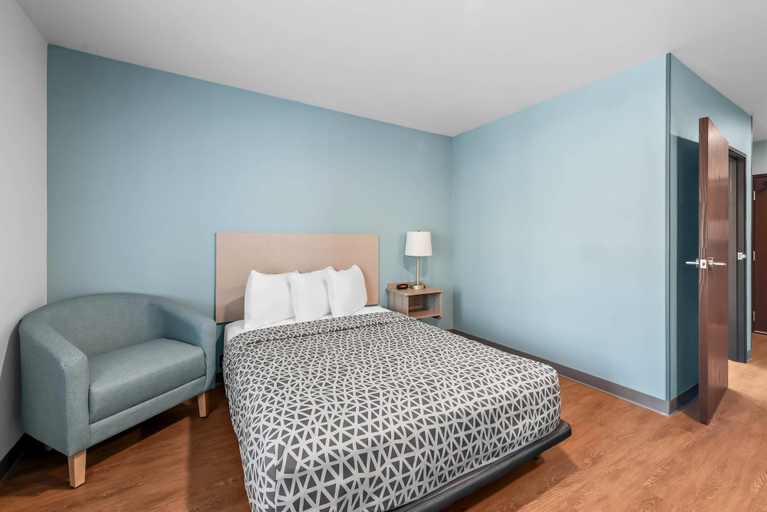 Room 2, WoodSpring Suites Santee - San Diego Northeast, San Diego