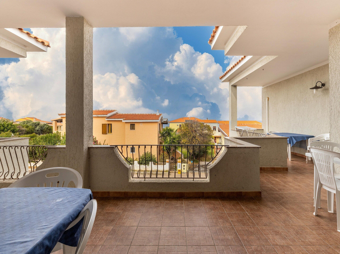 Balcony 1, 150 Meters From the Sea, 2 Swimming Pools, Sassari