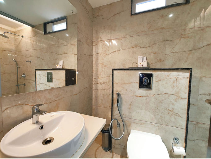 Bathroom 4, Hotel Vishwam Residency Varanasi, Varanasi
