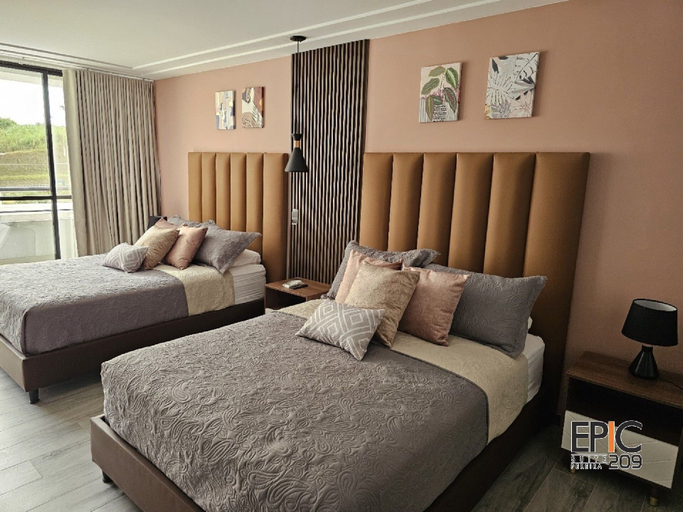 Room 3, Epic Suite 209 Deluxe Aeropuerto, Pereira