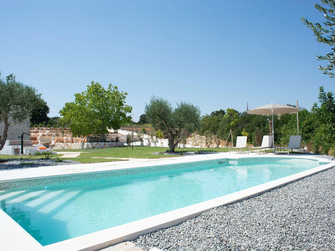Pool 3, Tower House in Puglia With Pool and Charm, Bari