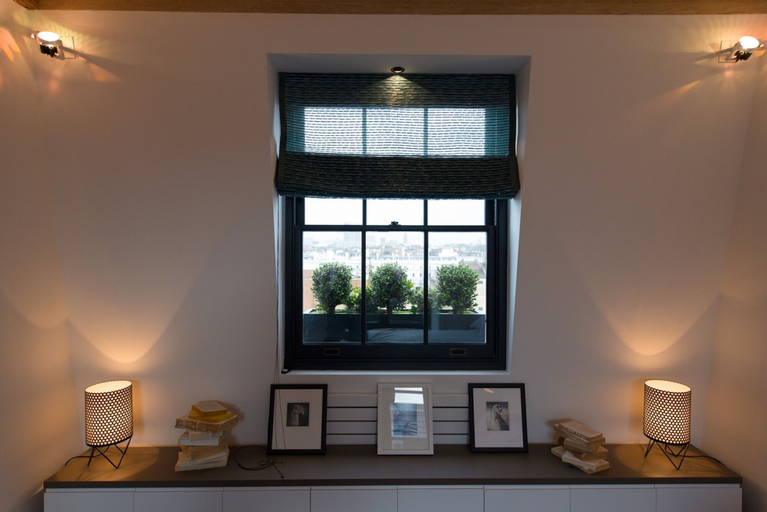 Others 3, Knightsbridge 3 Bed, London