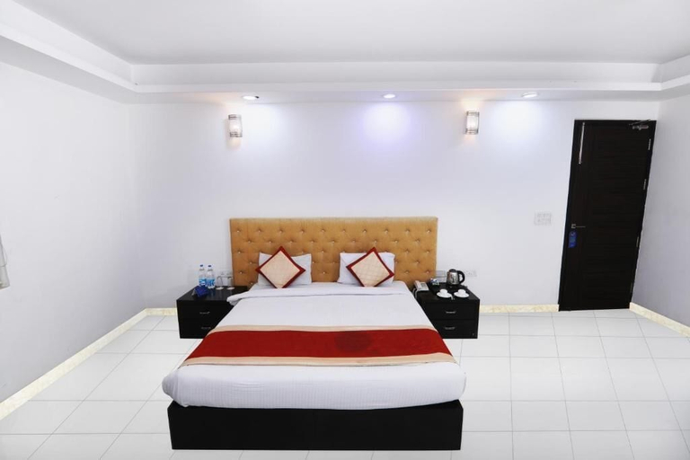 Bedroom 3, TDI CLUB RETREAT, Sonipat