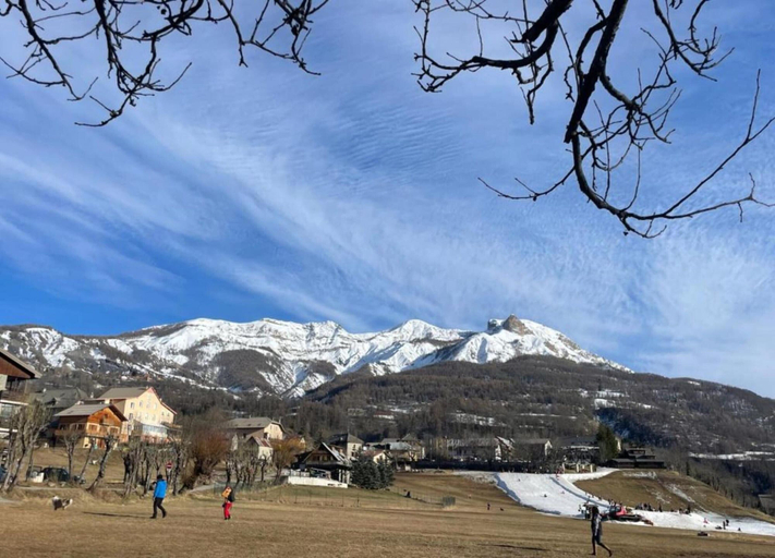 View from property 2, Cozy Apartment in Allos, Alpes-de-Haute-Provence