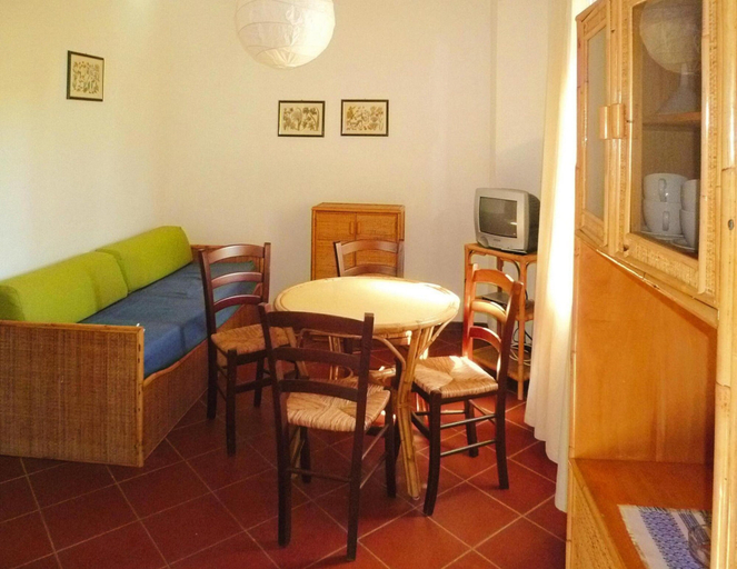 Dining 5, Apartment Near Grosseto Beaches and Pine Forest, Grosseto