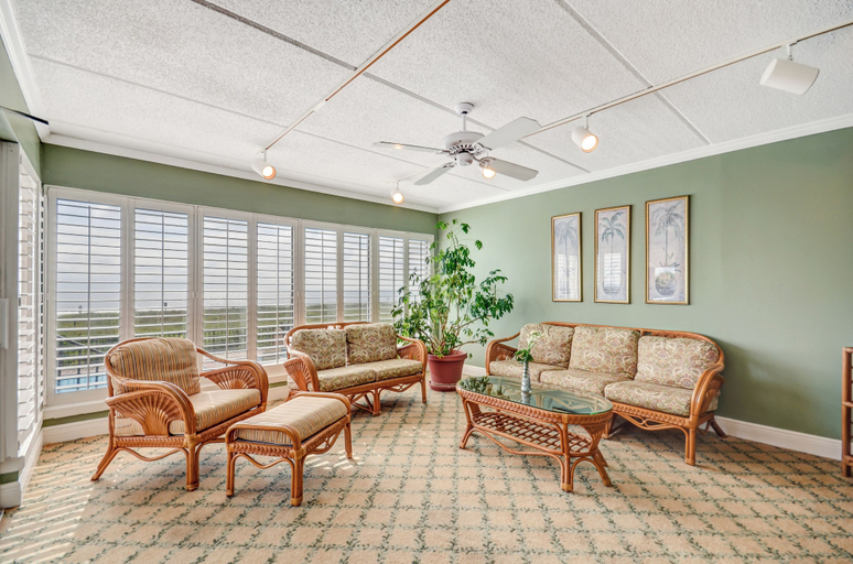 Interior 3, M7 Amelia South, Nassau