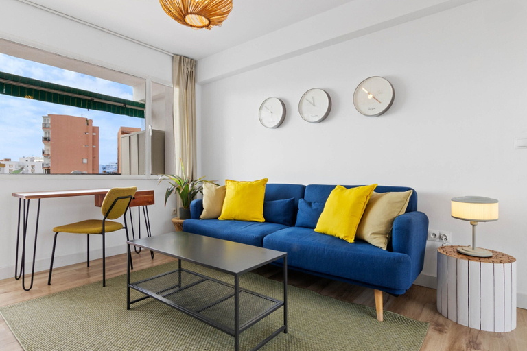 Living room 4, Stylish Stay With Pool & Sea Views, Málaga