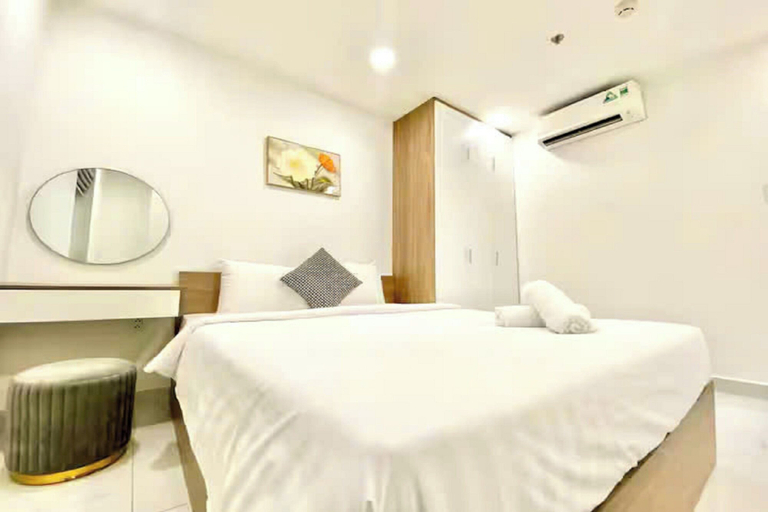 Room 4, KVG Signature Terra Luxury Residence, District 3