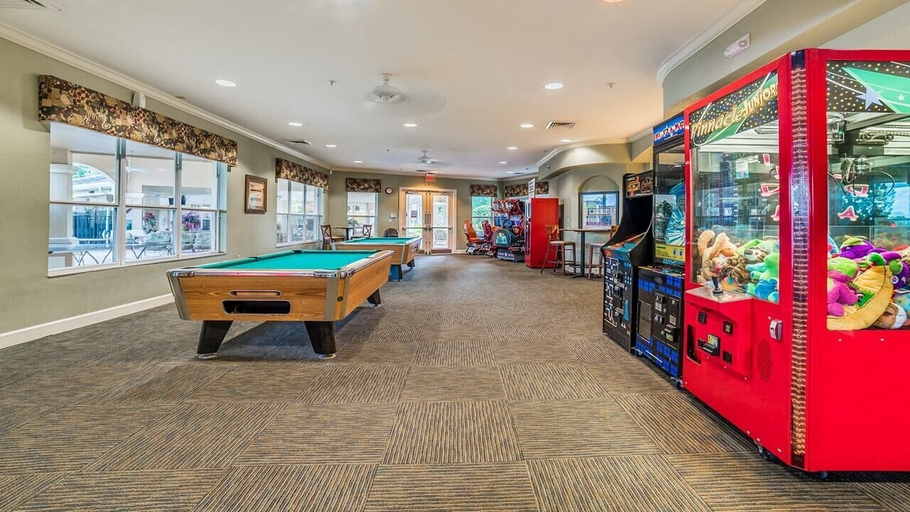 Interior 5, Alm2809-101, Osceola